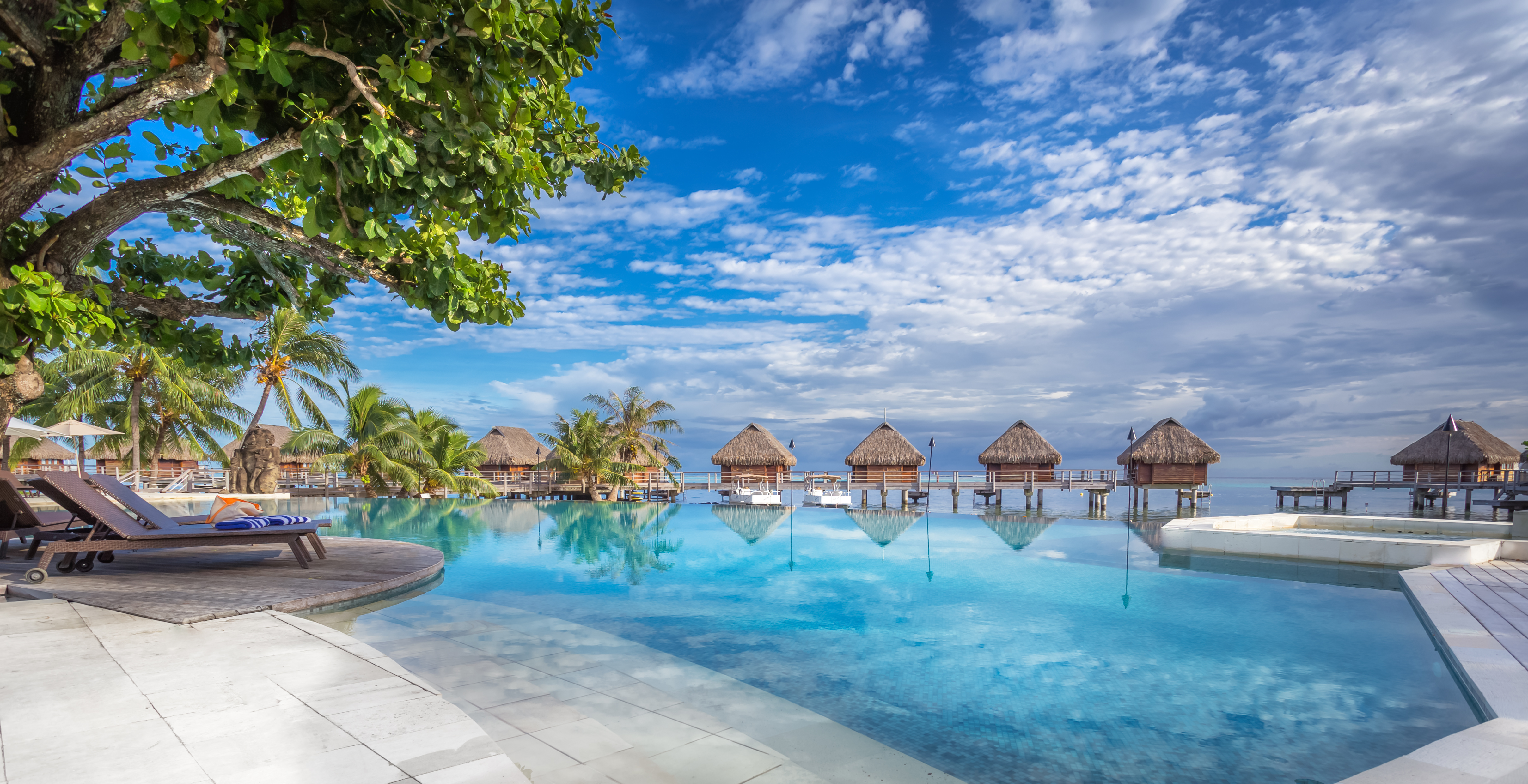 MOZ_Manava Beach Resort_Swimming Pool©Charles Veronese